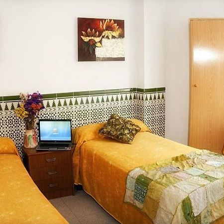 Hostal Estacion Almeria Exterior photo